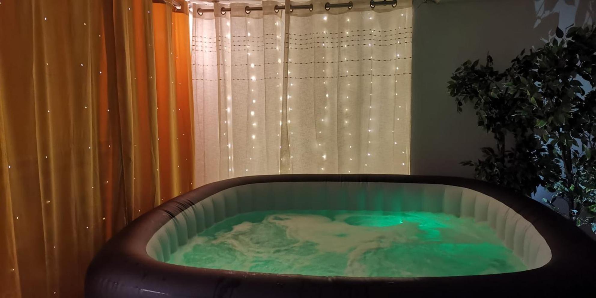 Les Rosiers - Maison Avec Jacuzzi Бриве-ла-Гаилларде Экстерьер фото